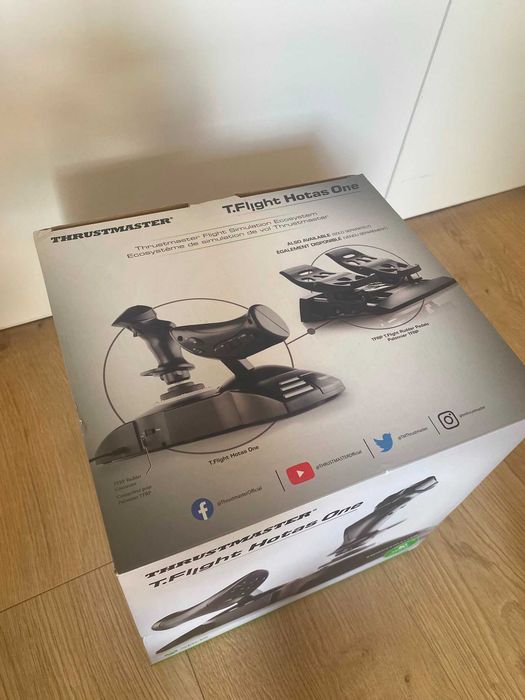 Joystick oficial para simuladores de voo, compatível com Xbox One, Xbox Series X|S e PC - Thrustmaster T.Flight Hotas One