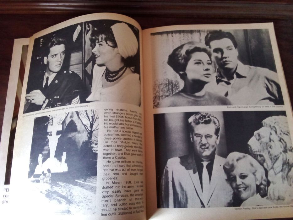 Revista do Elvis Presley 1977