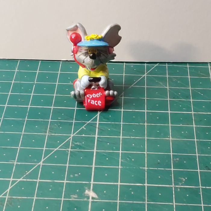 Kinder Mega Mouse incompleta