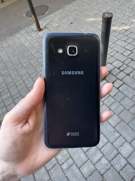 Samsung Galaxy J3 (2016), 2 SIM + microSD, полностью рабочий