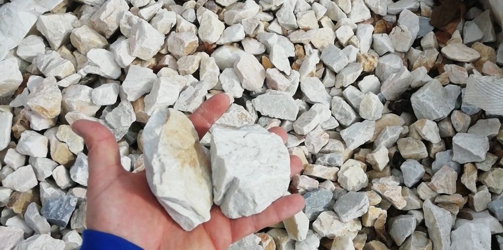 Grys biały Biała Marianna kamień ogrodowy na fotowoltaikę z dostawą