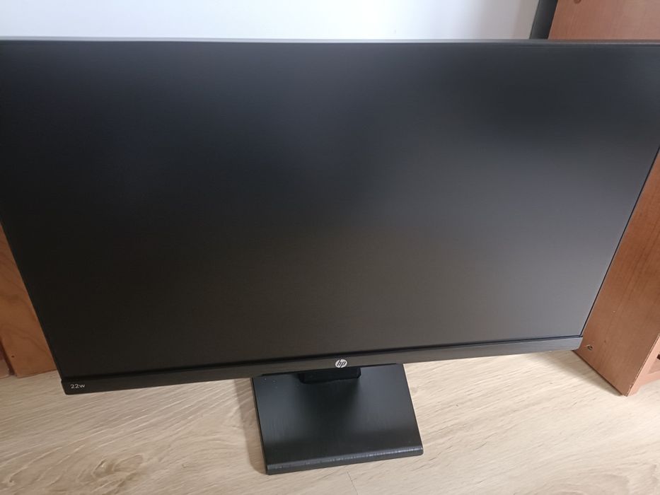 HP 22w 21.5" led ips FullHD