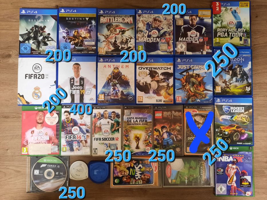 Лот 24 ігор для sony PSP, PS4: Destiny, Overwatch, Fifa 20, 19, Madden
