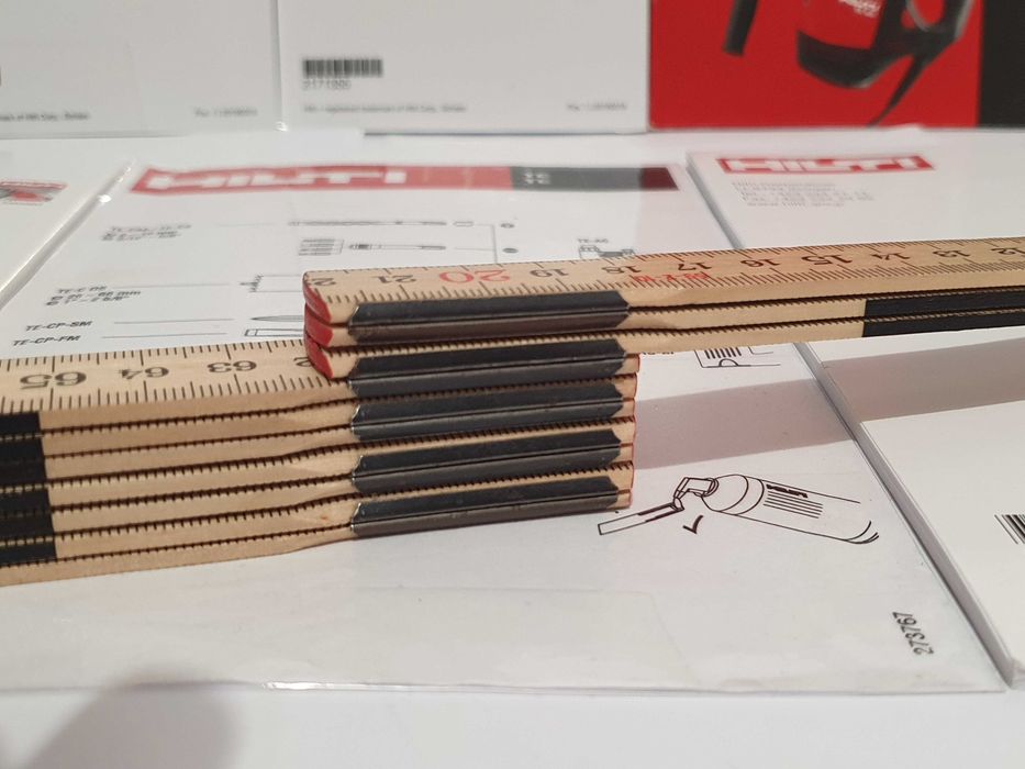 HILTI miara skladana 2m drewniana super jakość Sweden