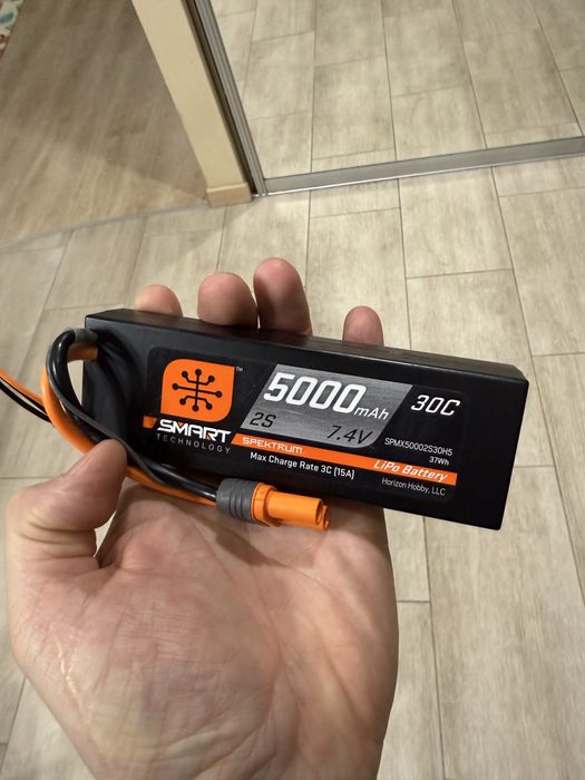 Аккумулятор батарея Spektrum  5000mAh 7.4V 30C Lipo Smart IC5