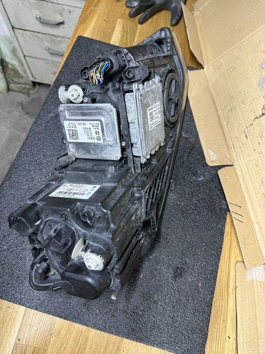 Фара ліва VW Polo 5 рестайлинг Full LED 6C1941035 комплектна