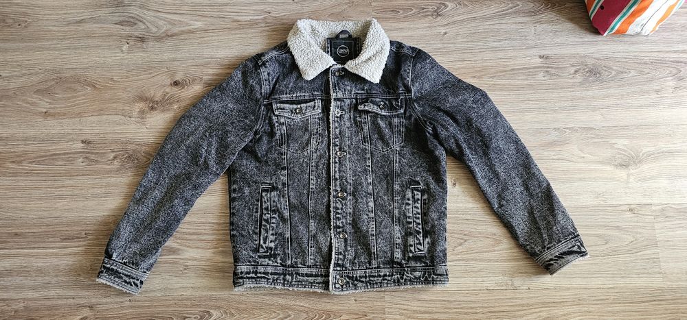 Męska kurtka jeansowa z kożuchem J.BOYZ katana acid wash, rozmiar M, ocieplana