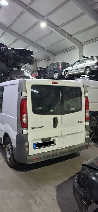 Renault Trafic 2007 2.0 dCi 115cv para peças
