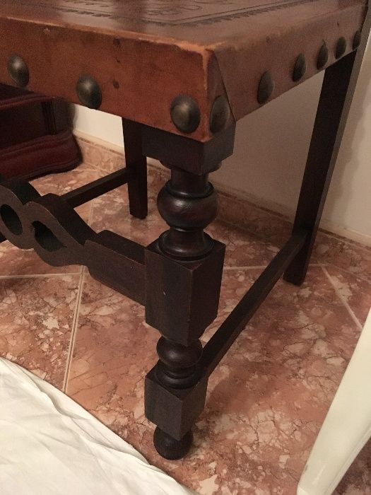 Cadeira Mogno Séc. XVII de Cabedal