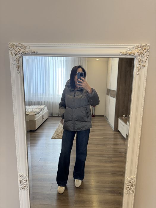 Продам куртку massimo dutti