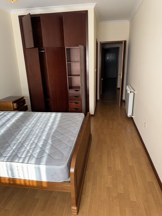 Arrenda se apartamento T2 em Lamego