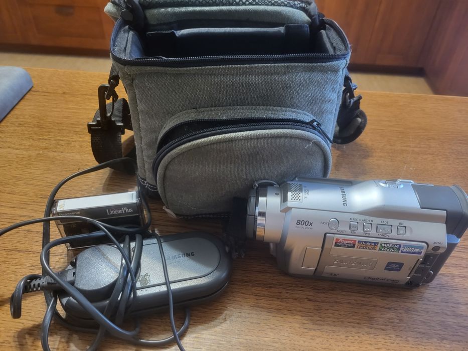Відеокамера Samsung