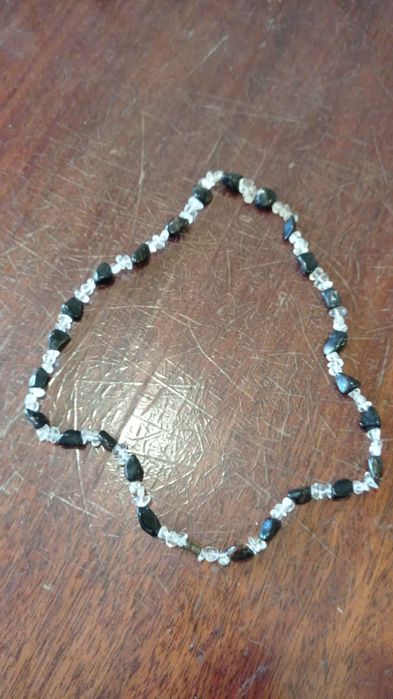 Новые бусы горный хрусталь,натуральный камень,длинна-63 см,цена-800 гр