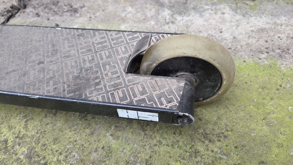 Трюковий самокат Hipe H5 Black