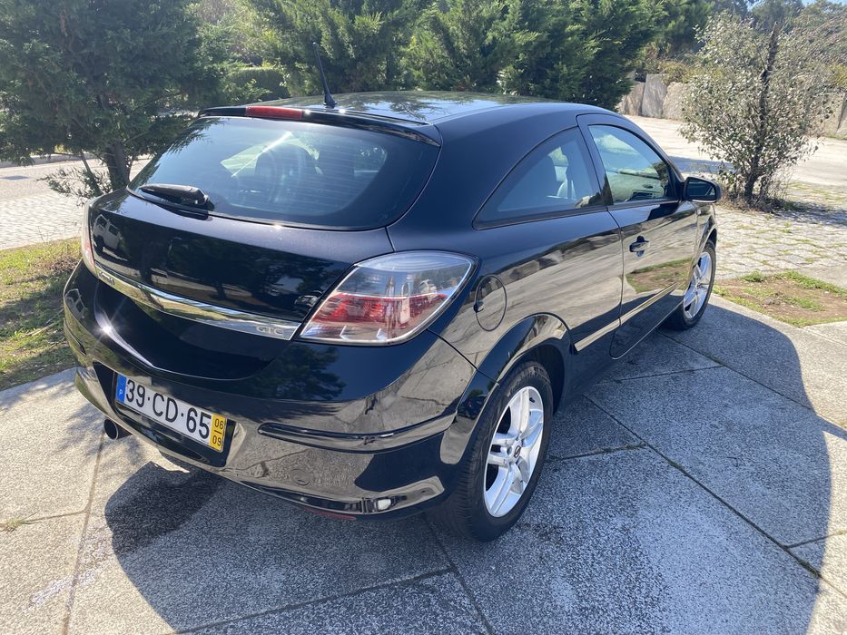 Opel Astra GTC 1.3 Cdti Sport — photo 5