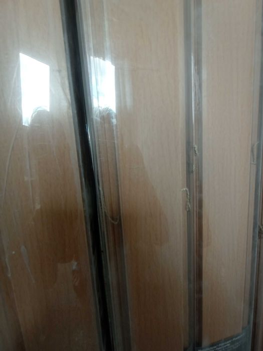 Nowe Żaluzje drewniane 90x180 4 sztuki+2