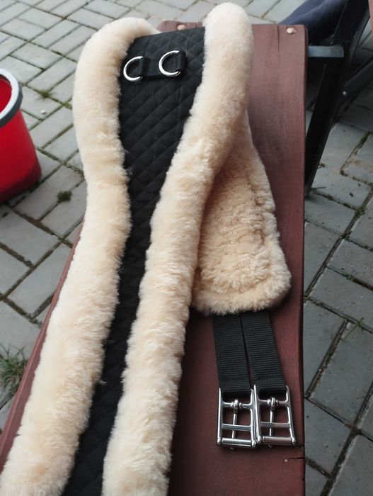 Popręg 140cm z naturalnego futra anatomiczny horze