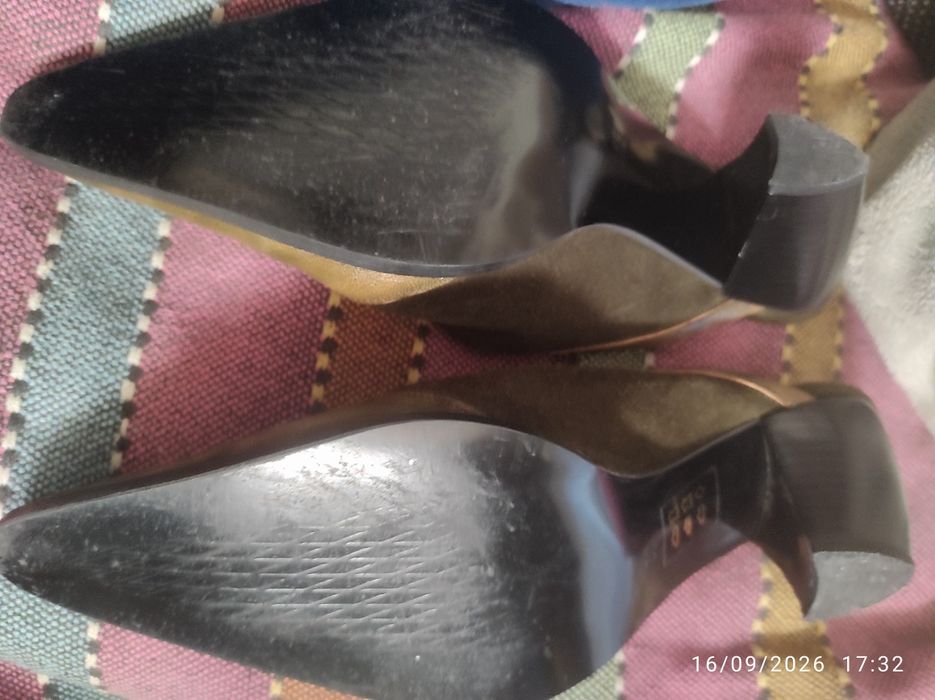 Sapatos tipo socas