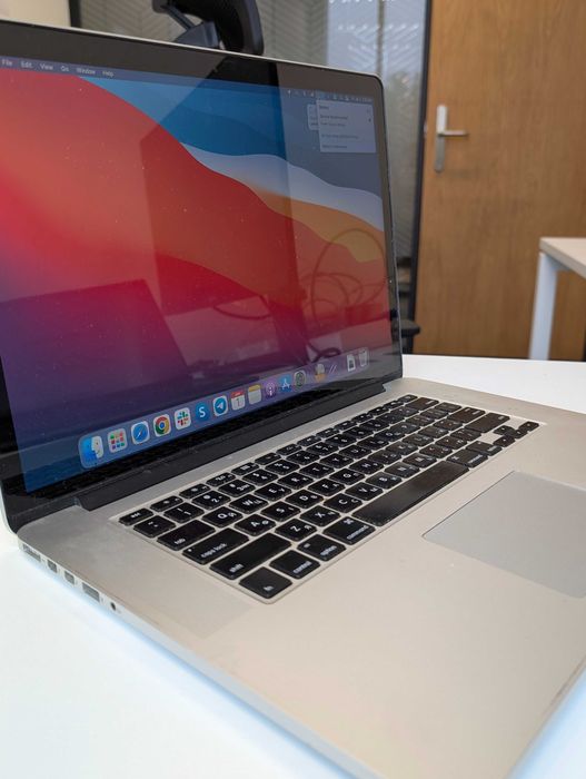 Macbook Pro (2014) 15" | 16 Gb | 256 Gb