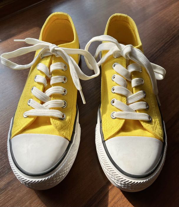 Żółte trampki - rozmiar 37.