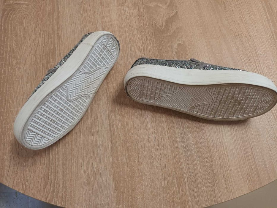 Alpergatas de criança