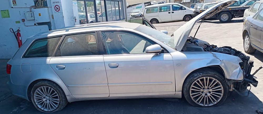 Audi A4 B7 2.0 Tdi De 2005 Disponível Para Peças