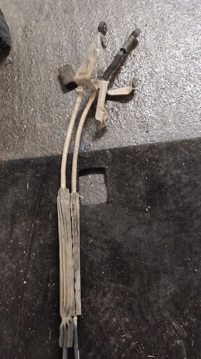 Lewarek zmiany biegów wybierak linki Volkswagen Golf V 6 biegów
