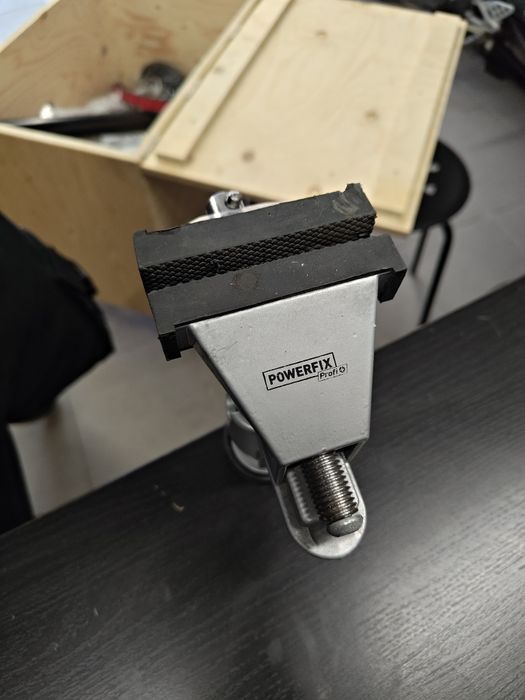 Torno de bancada PowerFix
