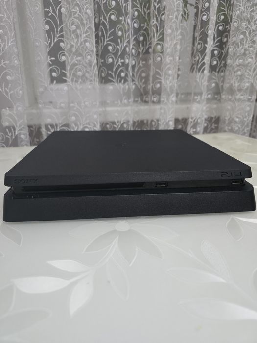PS4 Slim CUH-2216A/Playstation 4 Slim +2 геймпада + HDMI