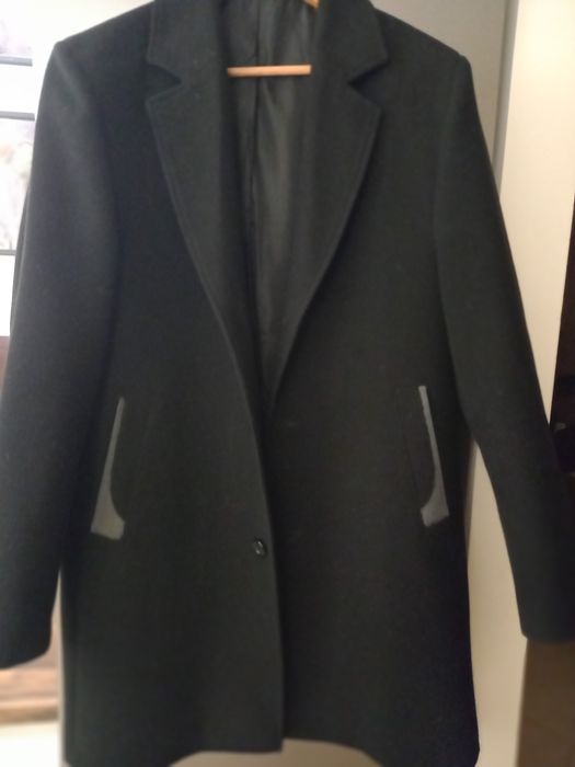 Płaszcz kurtka czarna M-L 182 cm  elegancki młodzieżowy Jak Nowy