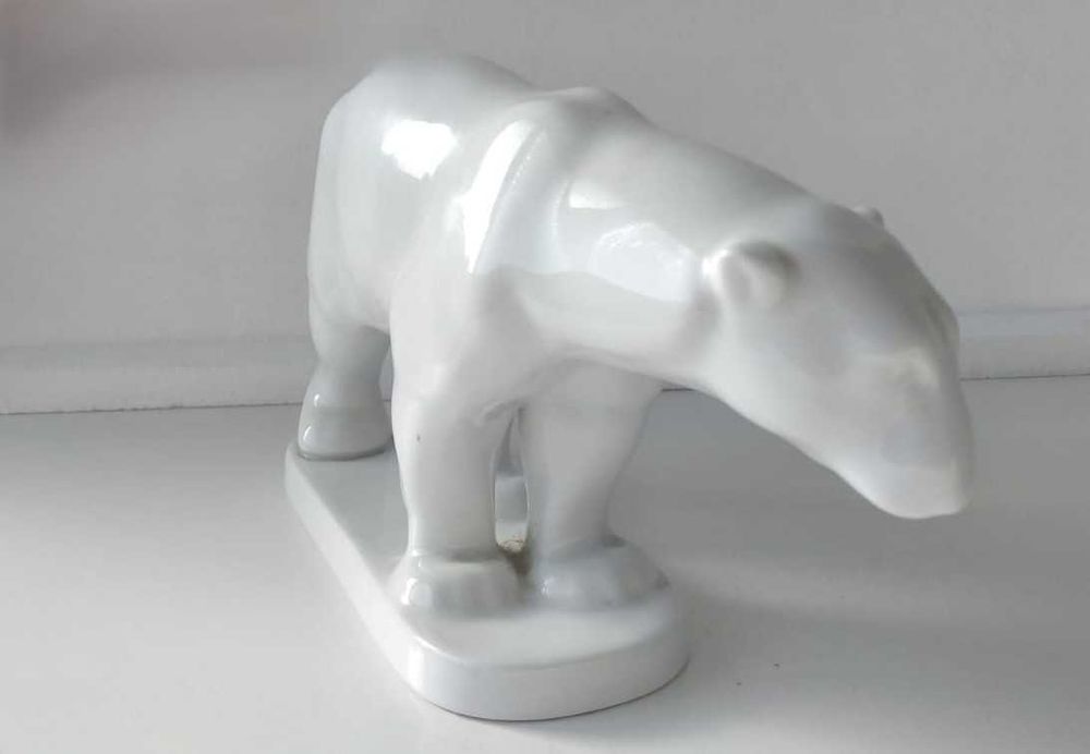 Esplendorosa Escultura de Urso, KPM Berlin, marcada, Blanc de Chine