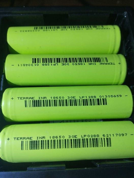 Ибп для роутера 1018 с акамуляторами 18650