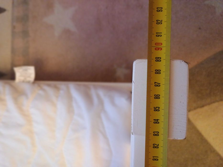 Niskie łóżko dla dziecka 150x90 z materacem 140x80