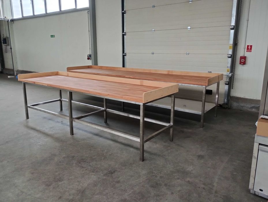 Stół z baletm drewnianym, bukowym, nierdzewny, 3.950 zł netto
