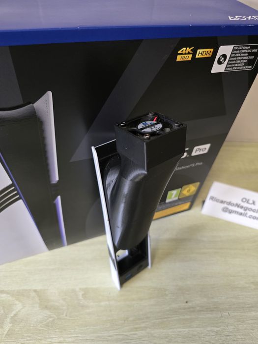 Playstation 5 PRO + 3 comandos