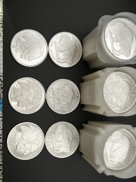 Срібні монети Бізон, чисте срібло 999 і інші різні пропозиції