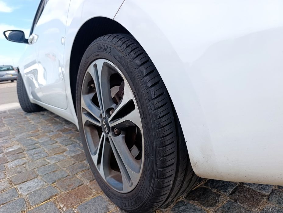 Kia ceed  SW GT line