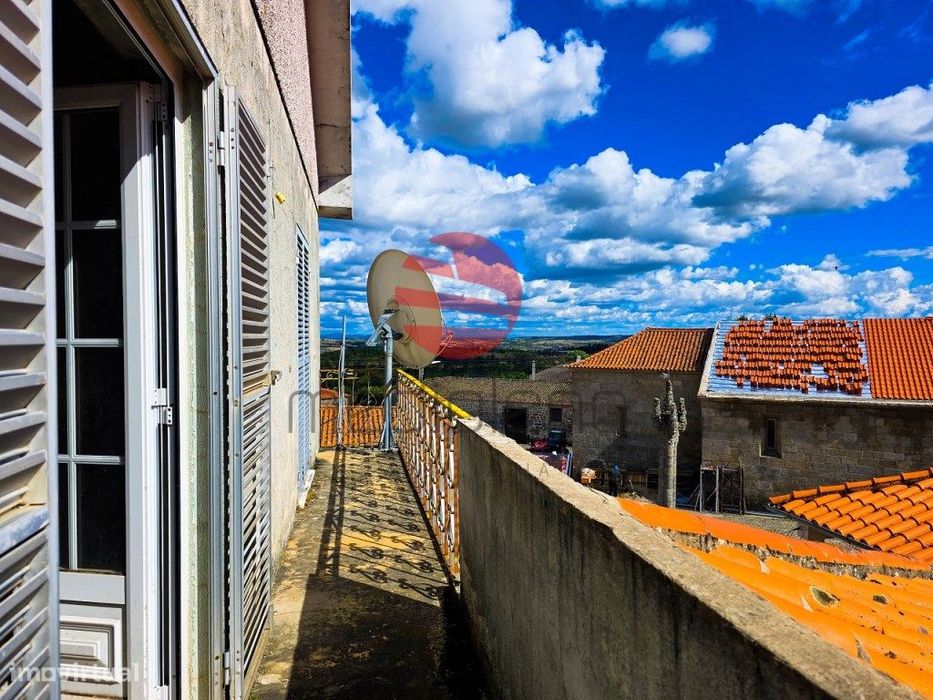 Moradia T7 C/ Garagem