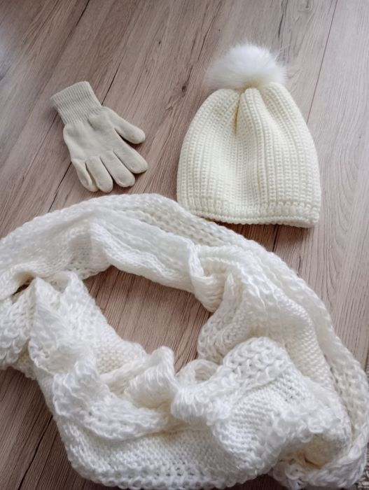 Czapka, komin + rękawiczki gratis