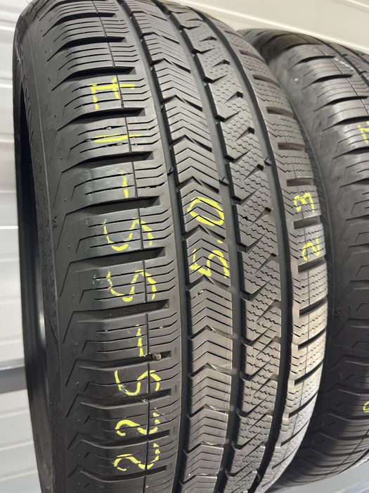 Все сезоні шини 225/55r17 Vredestein. Ціна 2500грн/шт.