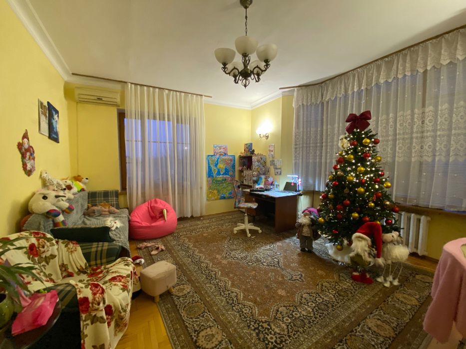 Продается добротный 2 этажный дом в Широкой балке с участком 10 сот.С2