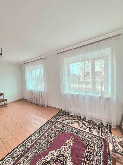 Продам добротний та міцний будинок в місті Бобринець.