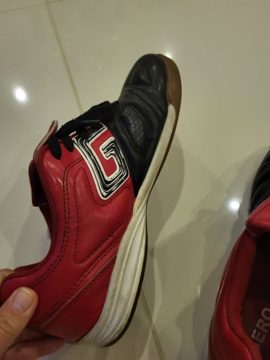 Buty czerwono-czarne r.44 , dł.wkładki 27,5