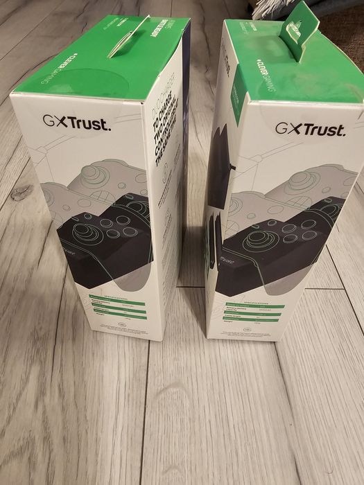 Stacja dokująca GXT 250 Duo Charging Dock do padów Xbox Series X / S
