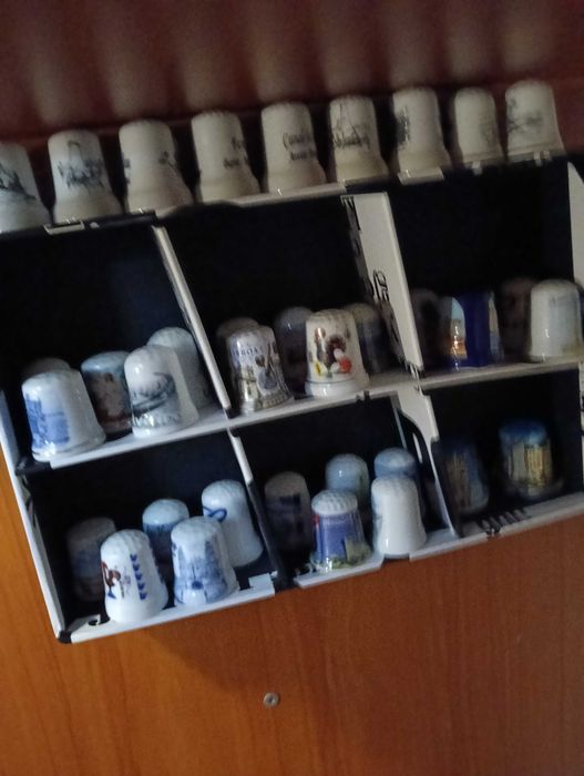 Vendo coleção de dedais