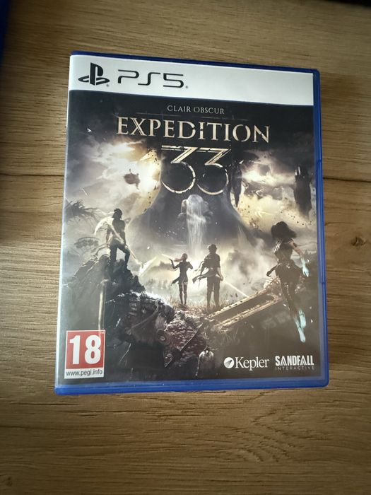 Playstation 5 + 9 GIER + GoldenLine HDMI