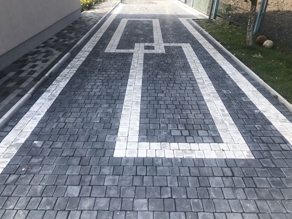 Професійне Укладання Бруківки Монтаж Встановлення.