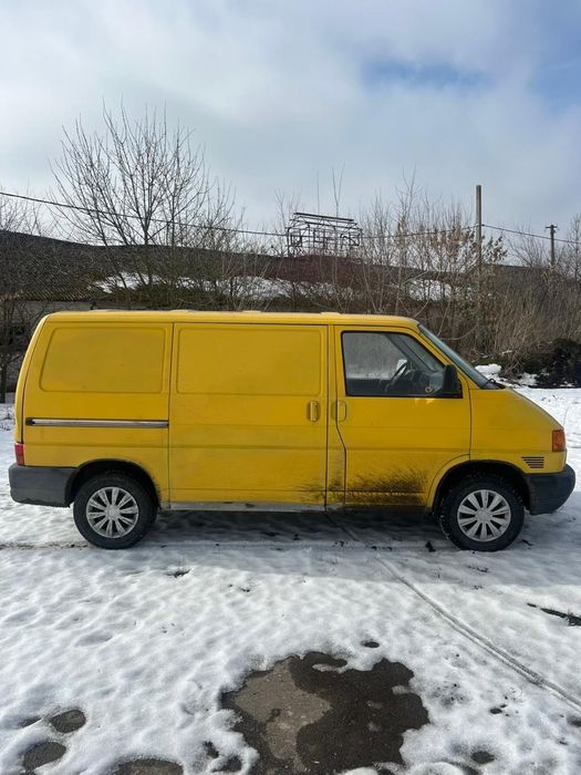 Свіжопригнаний Грузовий т4 1.9 дизель 1998 рік