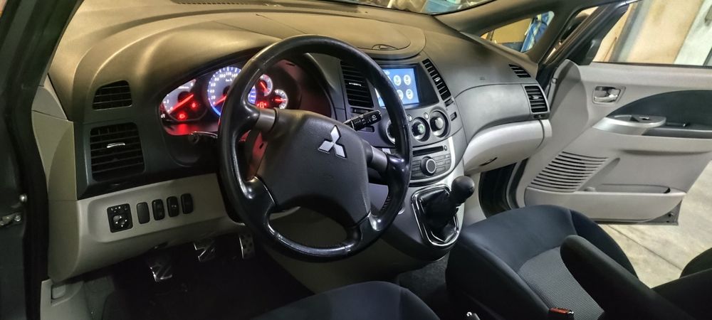 Vendo Mitsubishi Grandis