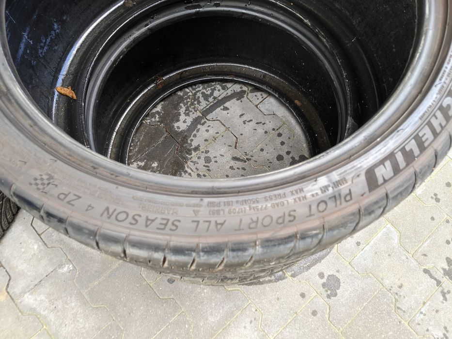 305/30 ZR20 Michelin Pilot Sport All Season 4ZP